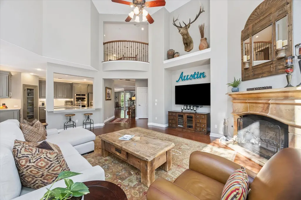1804 Val Verde Drive Austin TX 78732