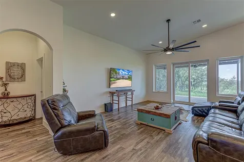 119 Miller Creek Bluff Briggs TX 78608