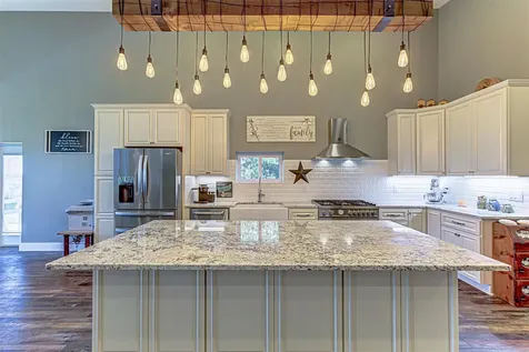 119 Miller Creek Bluff Briggs TX 78608