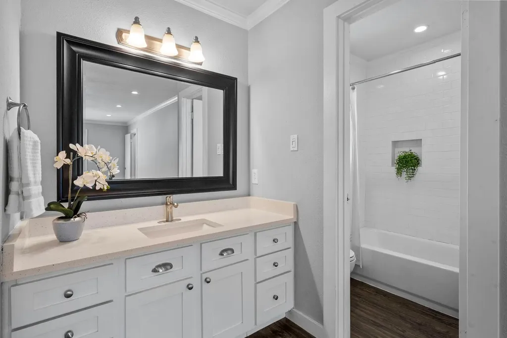 11405 Pyreneese Drive Austin TX 78759