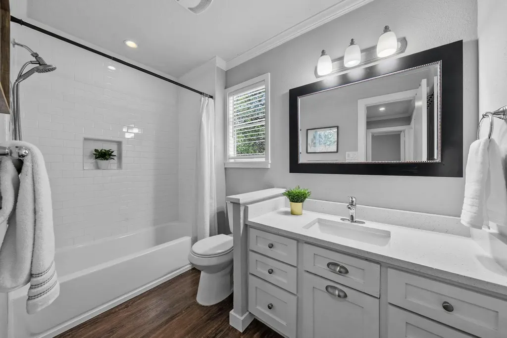 11405 Pyreneese Drive Austin TX 78759