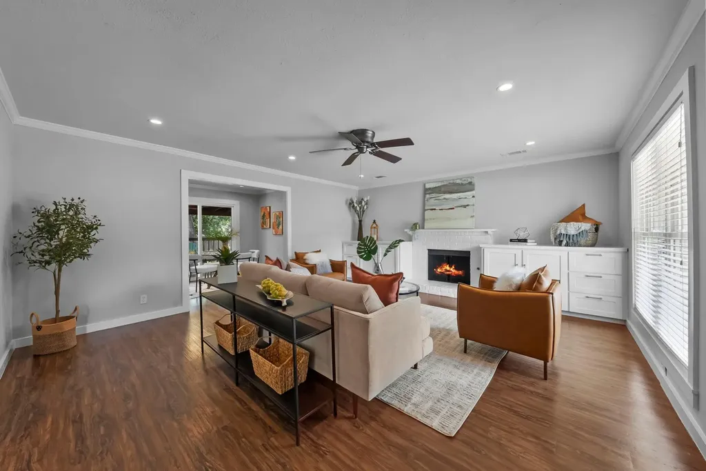 11405 Pyreneese Drive Austin TX 78759