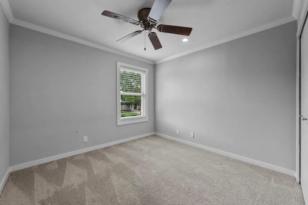 11405 Pyreneese Drive Austin TX 78759