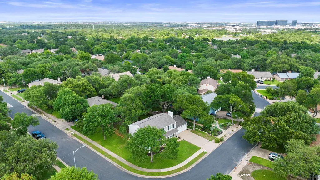 11405 Pyreneese Drive Austin TX 78759