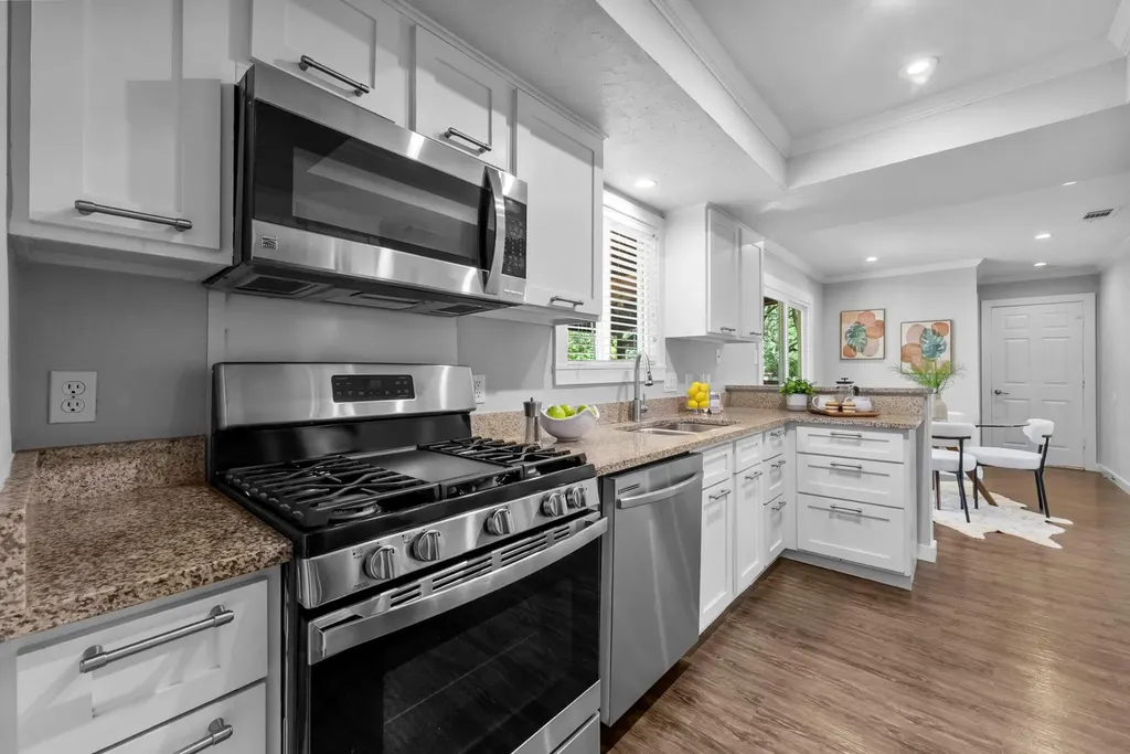 11405 Pyreneese Drive Austin TX 78759