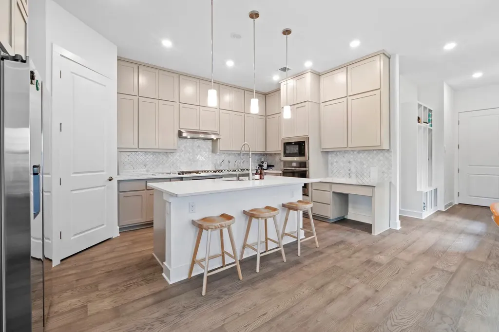3904 Tom Miller Street Austin TX 78723
