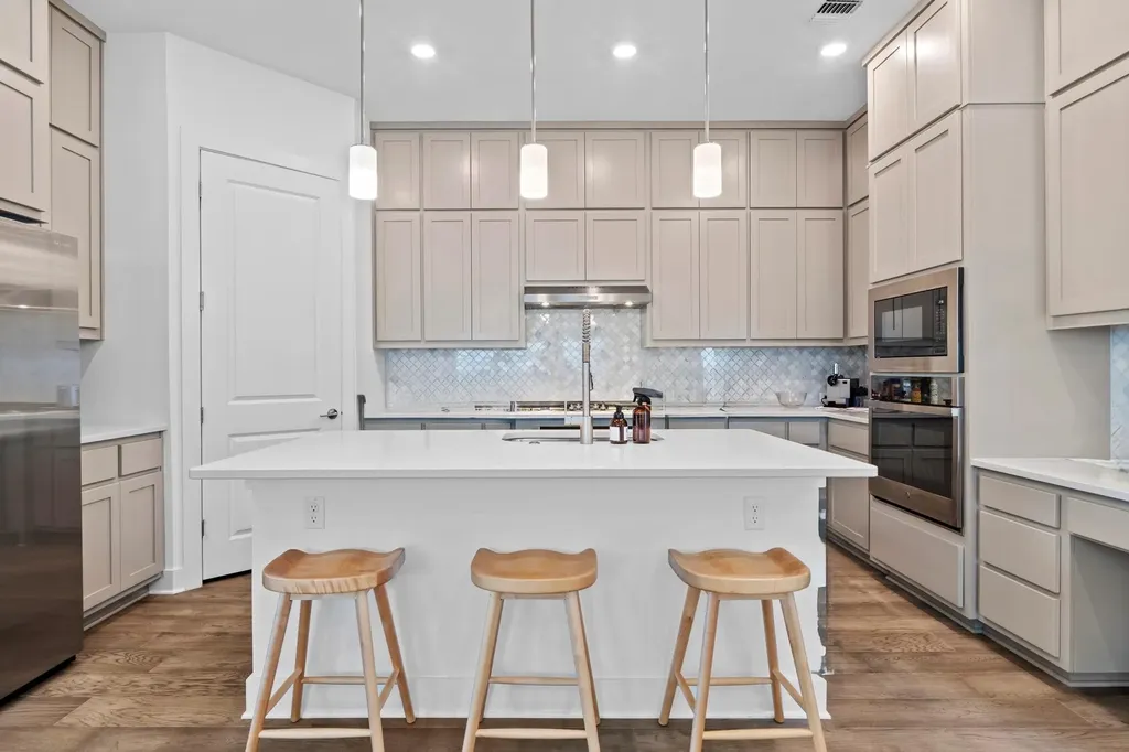 3904 Tom Miller Street Austin TX 78723