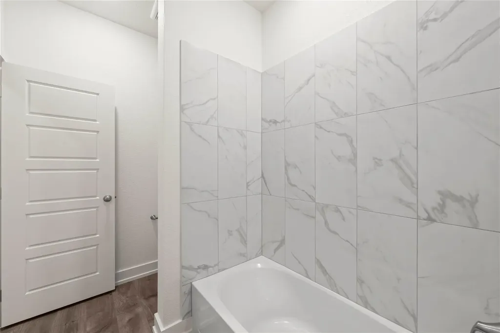 564 Gus Loop Georgetown TX 78626