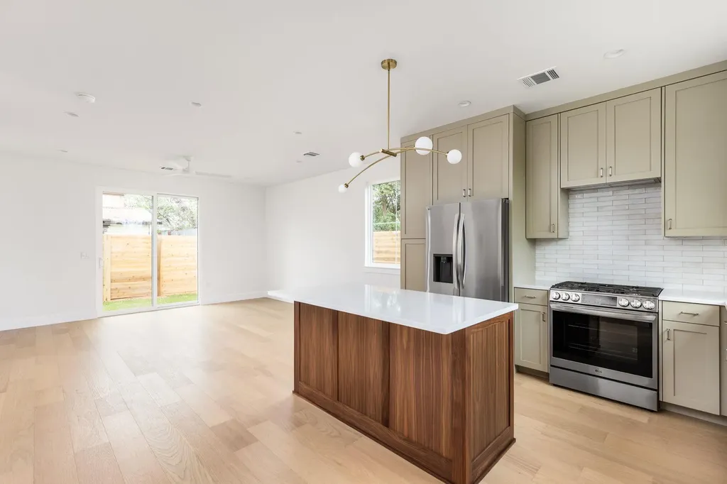 408 Linden Austin TX 78702