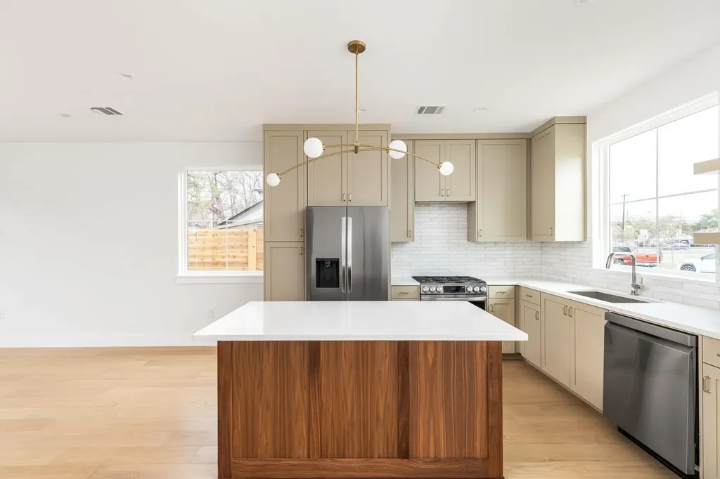 408 Linden Austin TX 78702