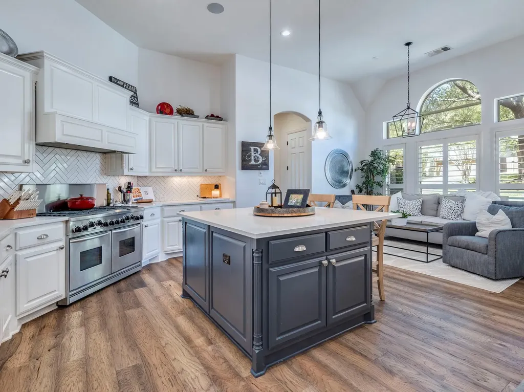 12212 Azure Shores Court Austin TX 78732