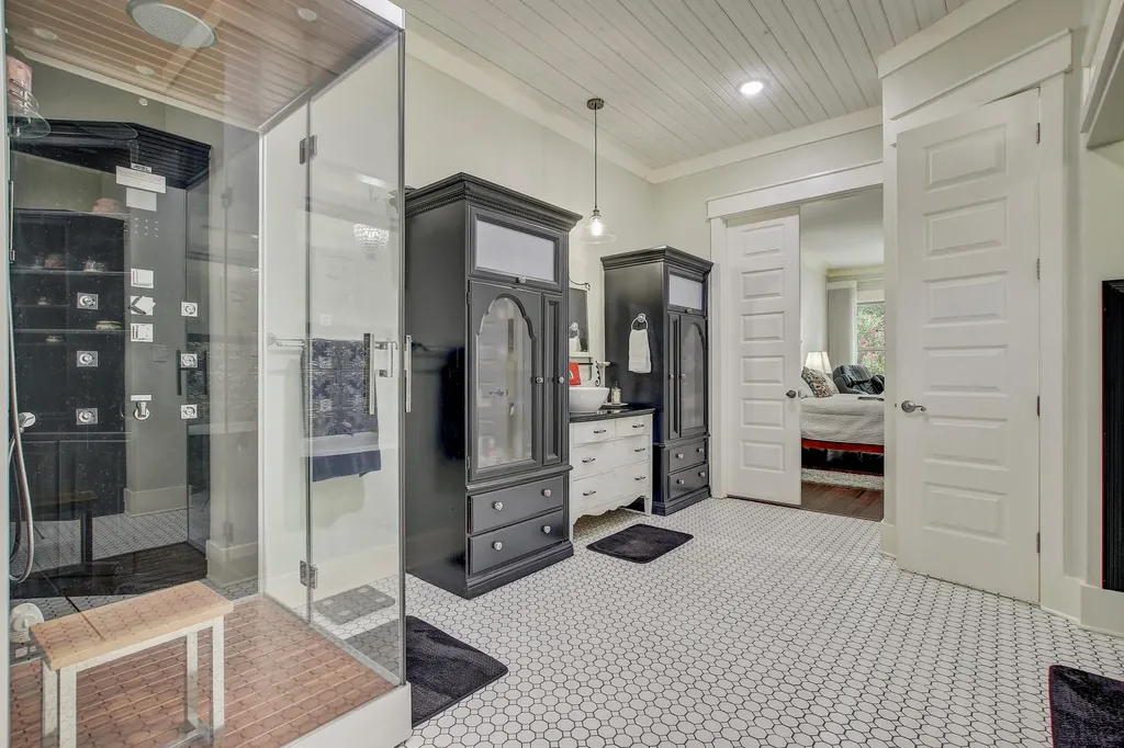 104 Kendall Road Spicewood TX 78669