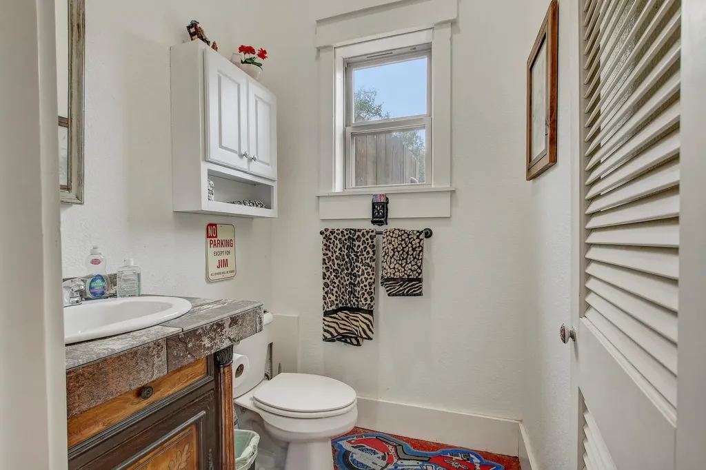 104 Kendall Road Spicewood TX 78669