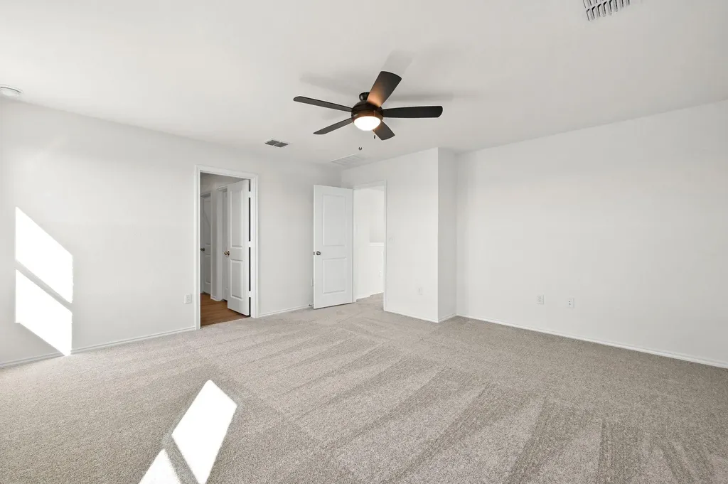 13233 Kincane Drive Del Valle TX 78617