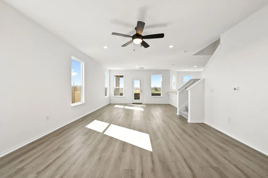 13233 Kincane Drive Del Valle TX 78617