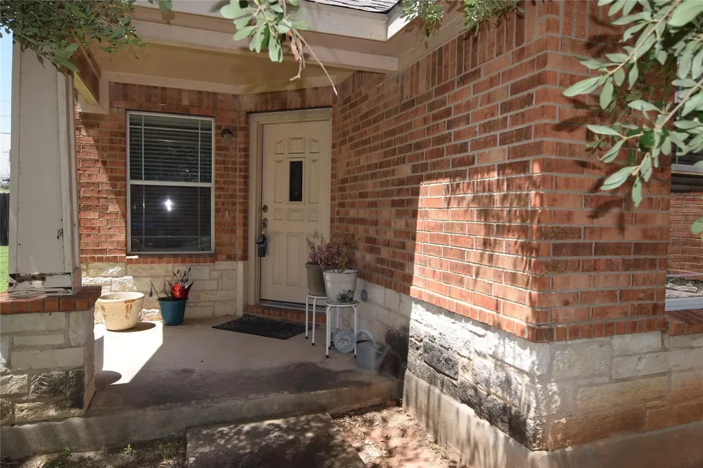 708 Timothy John Drive Pflugerville TX 78660