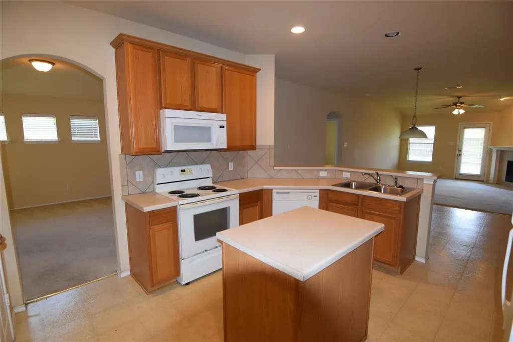 708 Timothy John Drive Pflugerville TX 78660