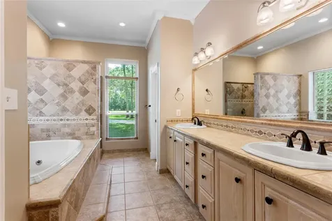 419 Vista Del Lago Drive Huffman TX 77336