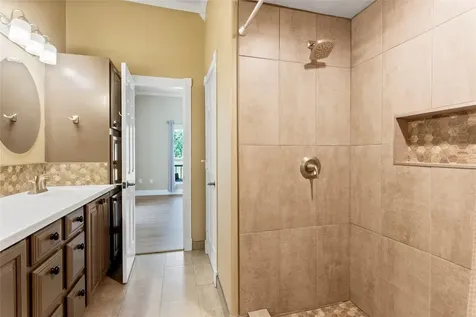 419 Vista Del Lago Drive Huffman TX 77336