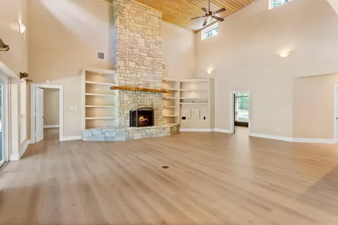 419 Vista Del Lago Drive Huffman TX 77336