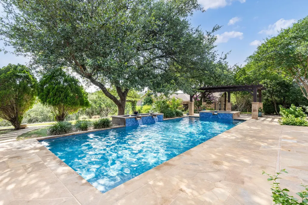 2906 Padina Drive Austin TX 78733