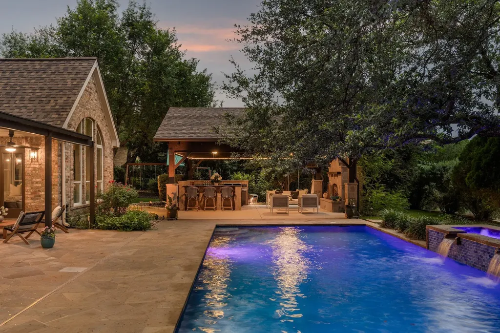 2906 Padina Drive Austin TX 78733