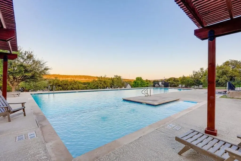 2906 Padina Drive Austin TX 78733