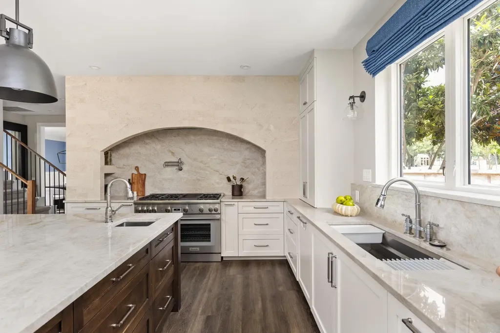 2906 Padina Drive Austin TX 78733