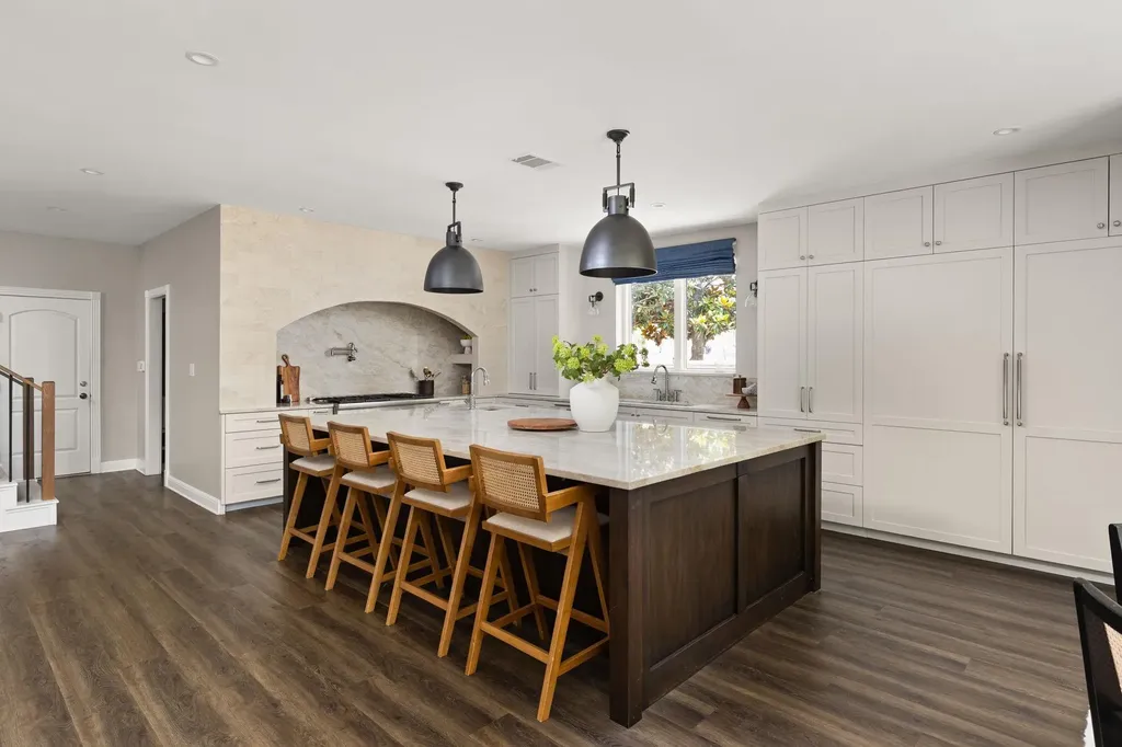 2906 Padina Drive Austin TX 78733