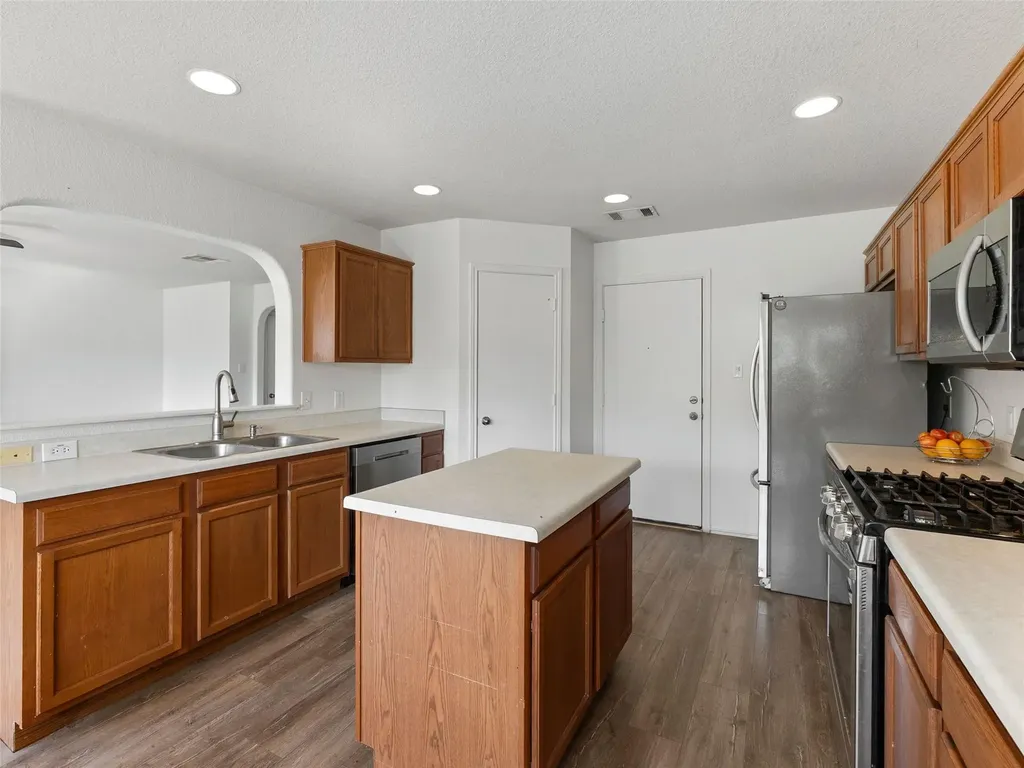 3406 Barksdale Drive Austin TX 78725