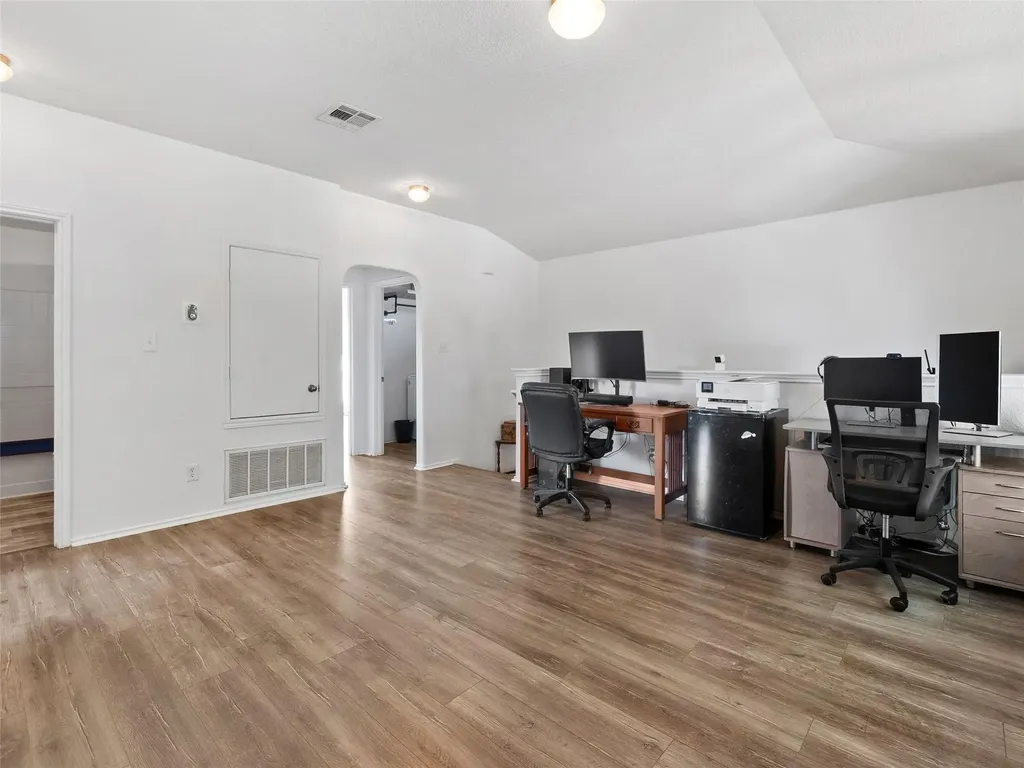 3406 Barksdale Drive Austin TX 78725
