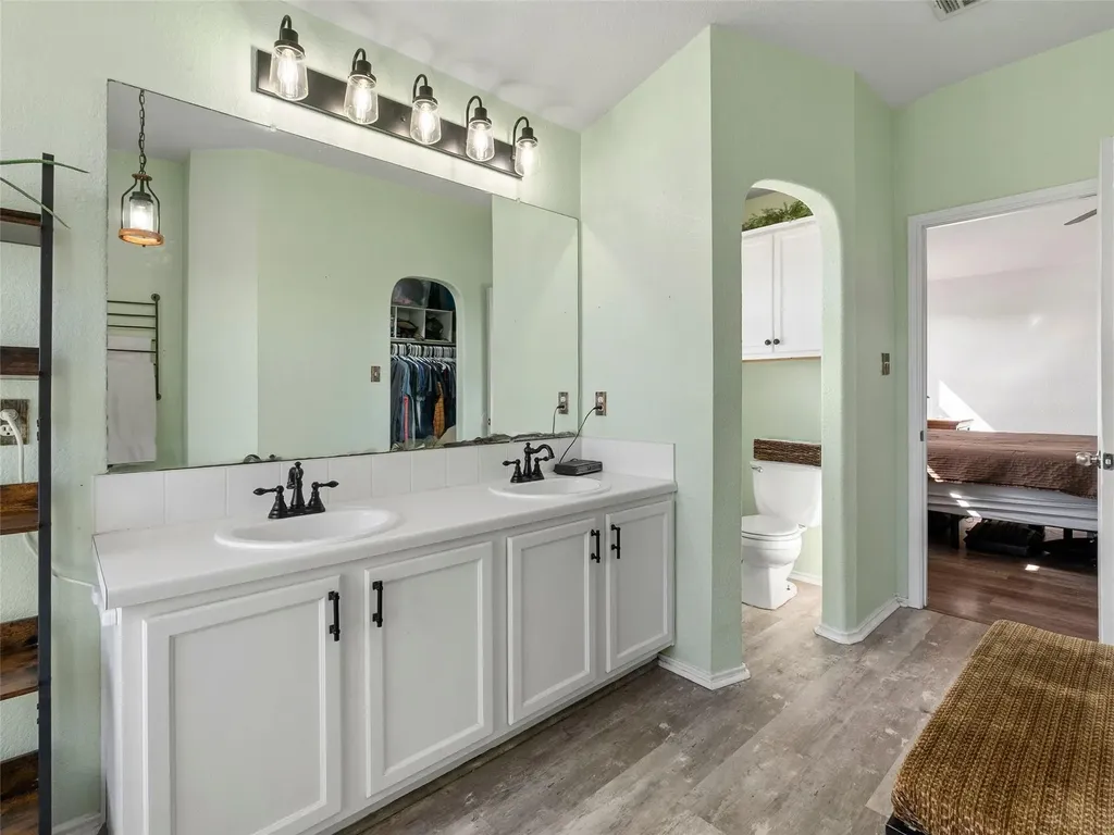 3406 Barksdale Drive Austin TX 78725