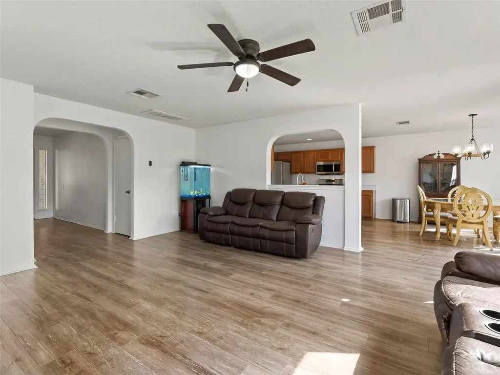 3406 Barksdale Drive Austin TX 78725