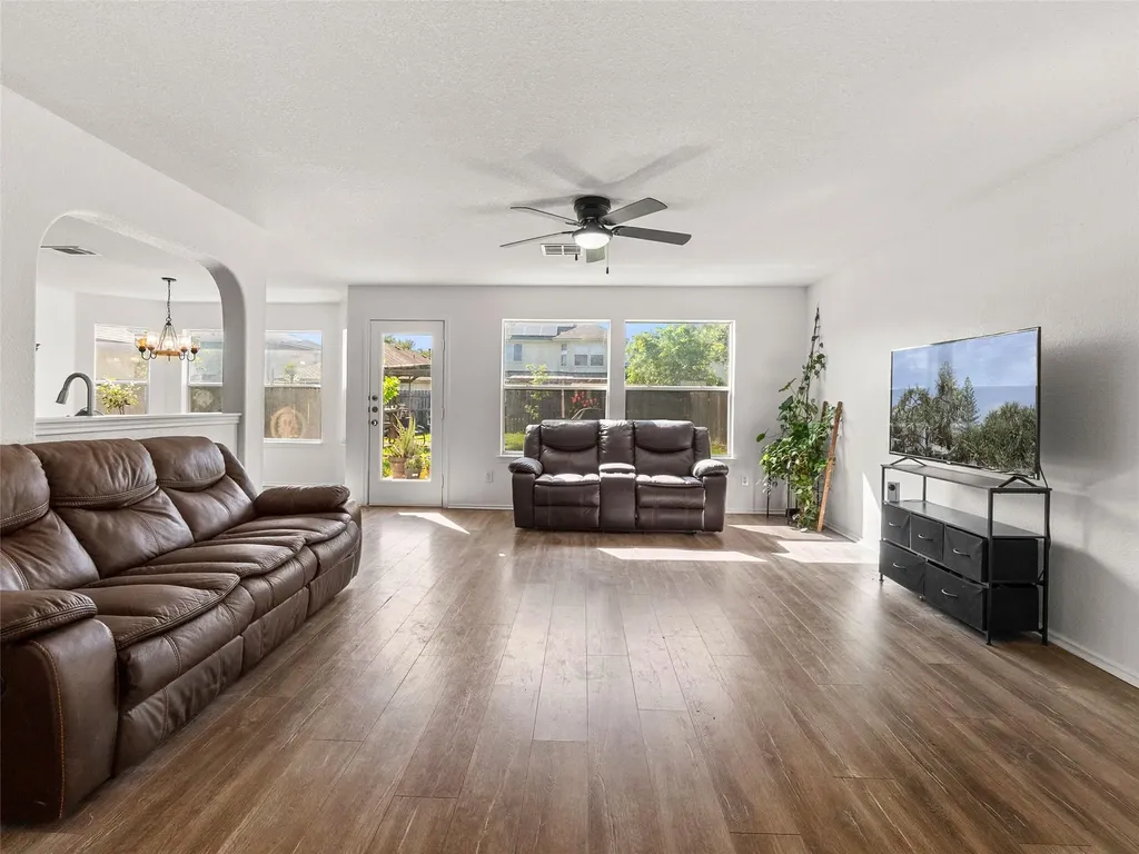 3406 Barksdale Drive Austin TX 78725