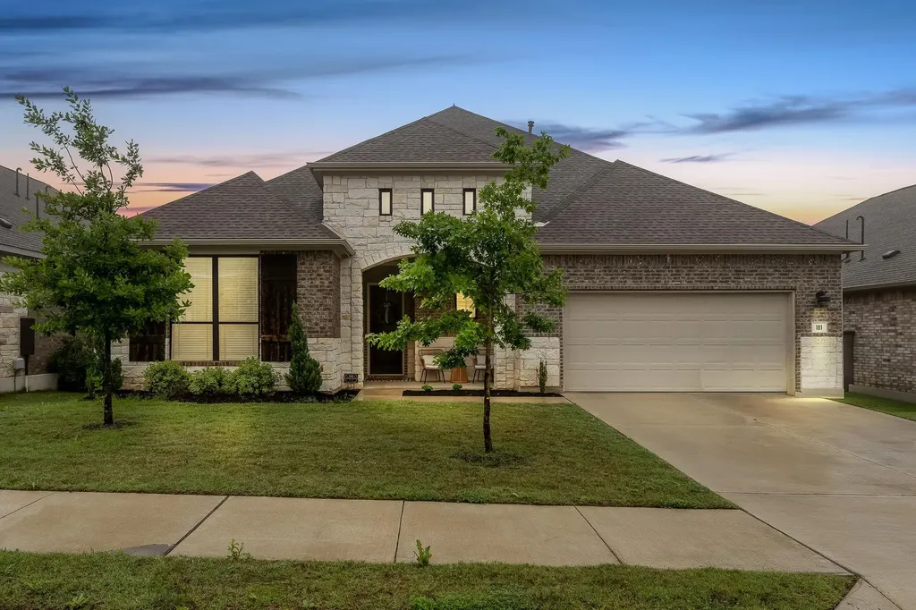 181 Constitution Way Kyle TX 78640