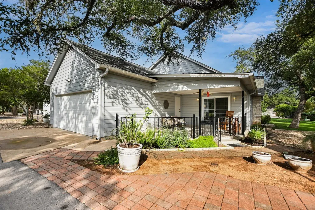48 Cypress Point Wimberley TX 78676