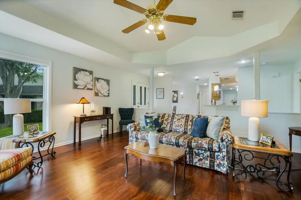 48 Cypress Point Wimberley TX 78676