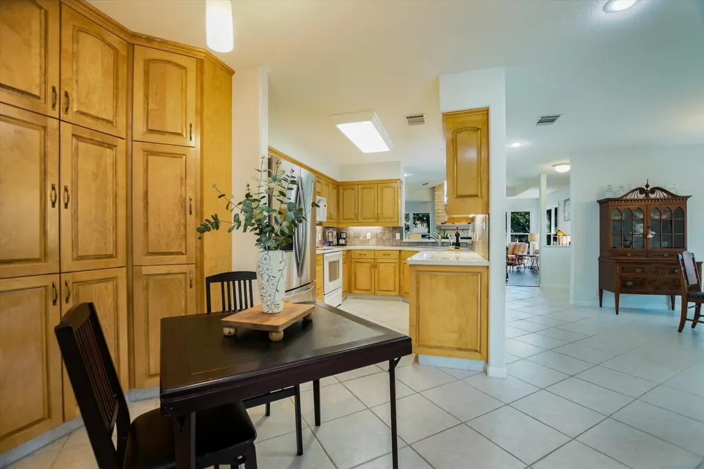 48 Cypress Point Wimberley TX 78676