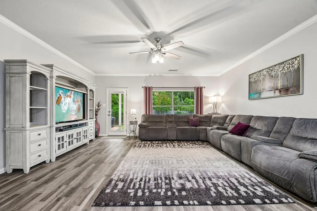 913 Hyde Park Drive Round Rock TX 78665