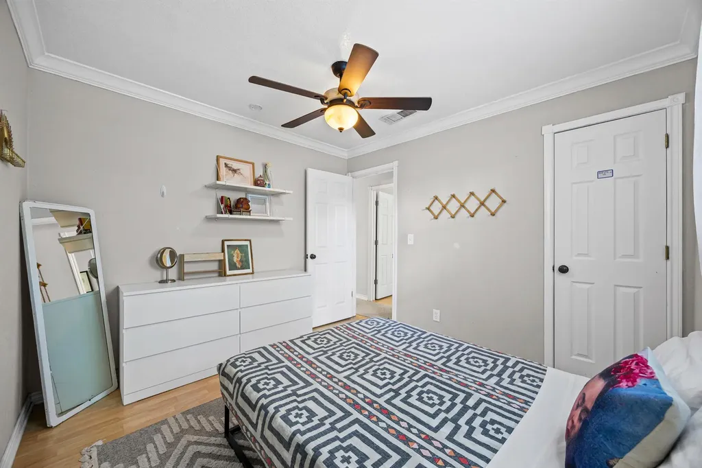 1137 Richardine Avenue Austin TX 78721