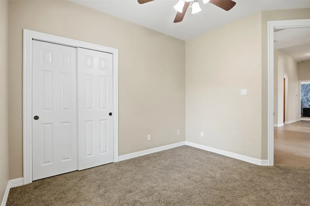 339 County Road 368 Taylor TX 76574