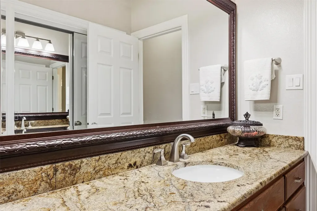 339 County Road 368 Taylor TX 76574