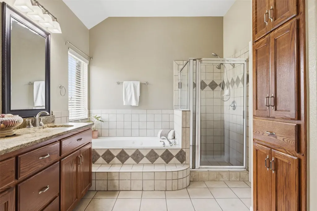 339 County Road 368 Taylor TX 76574