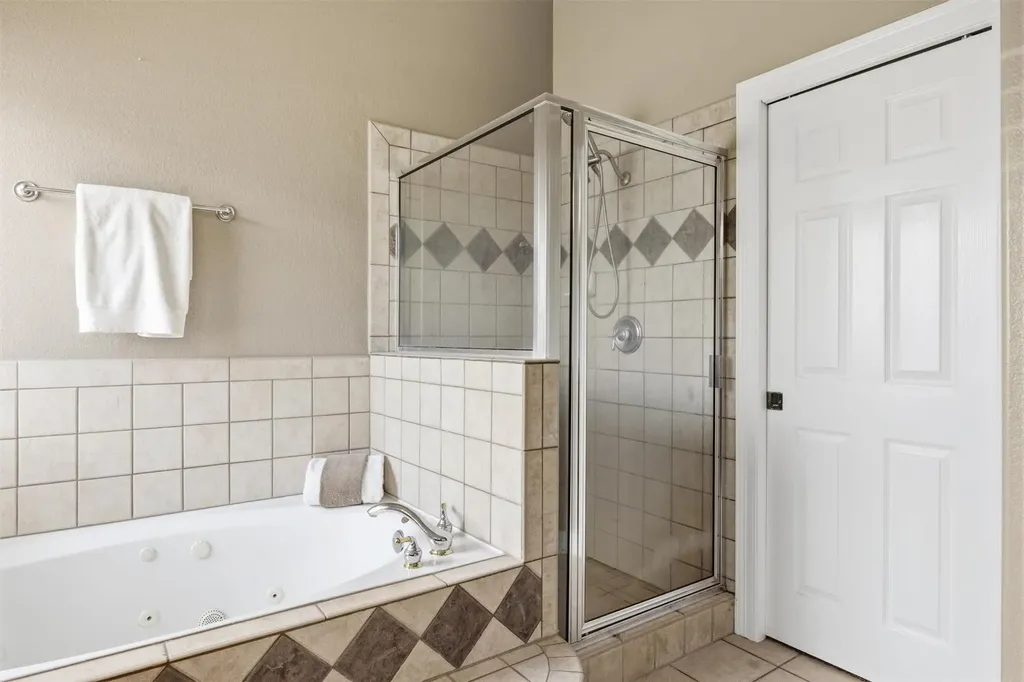 339 County Road 368 Taylor TX 76574