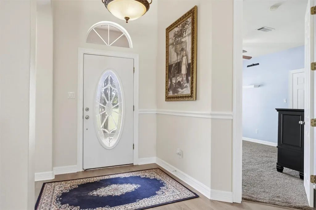 339 County Road 368 Taylor TX 76574