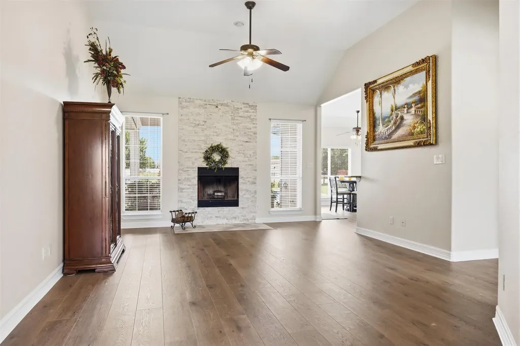 339 County Road 368 Taylor TX 76574