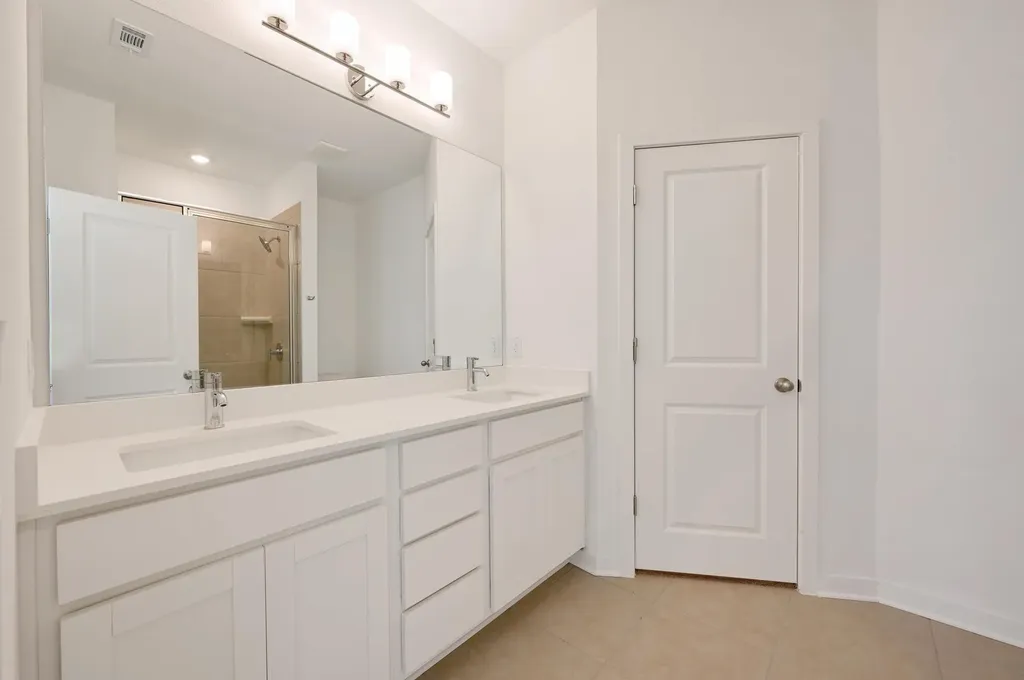 497 Orleanian Drive Buda TX 78610