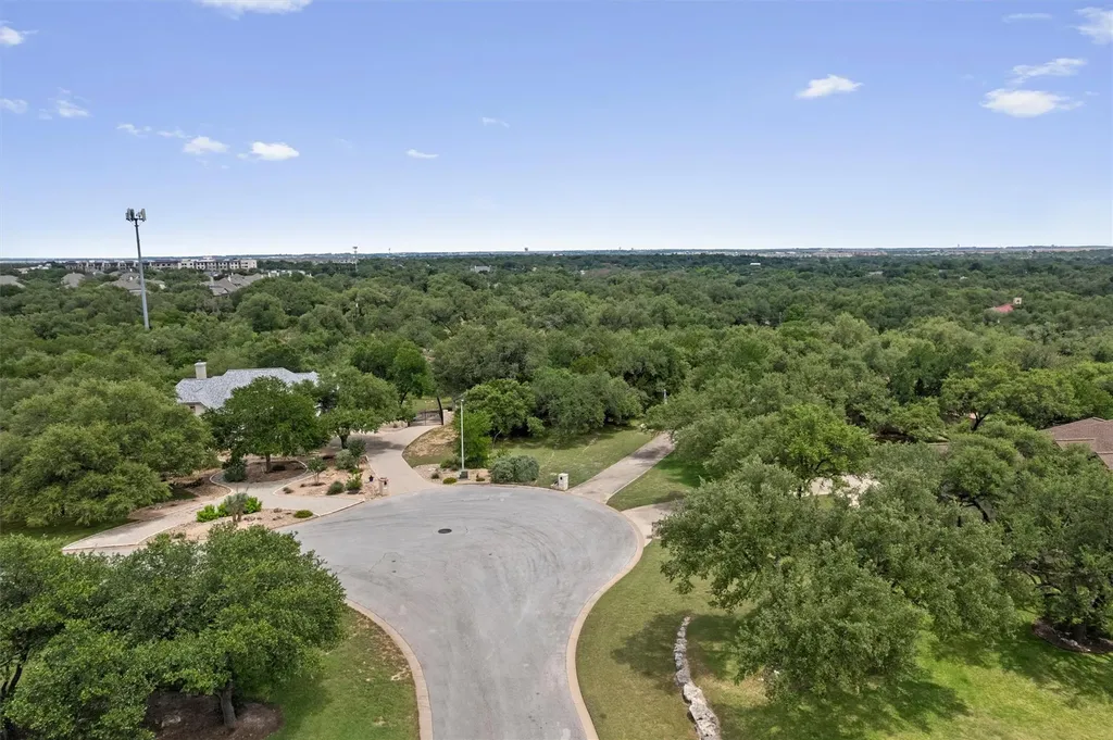120 E Rustle Cove Georgetown TX 78628