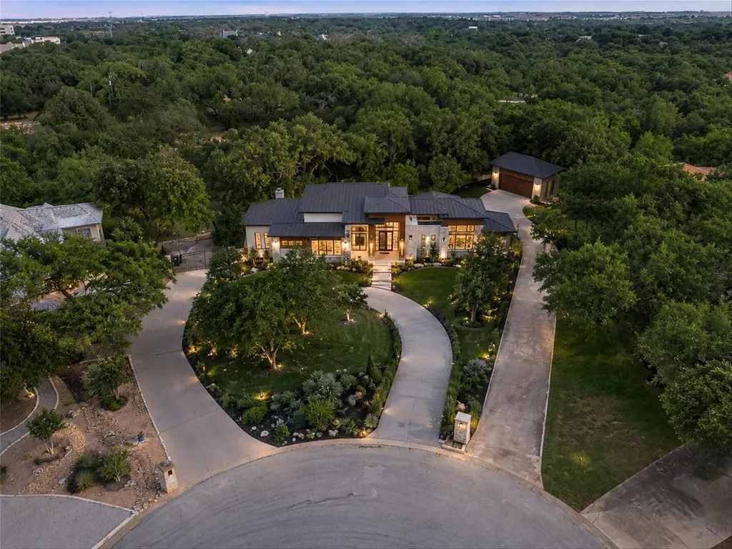 120 E Rustle Cove Georgetown TX 78628