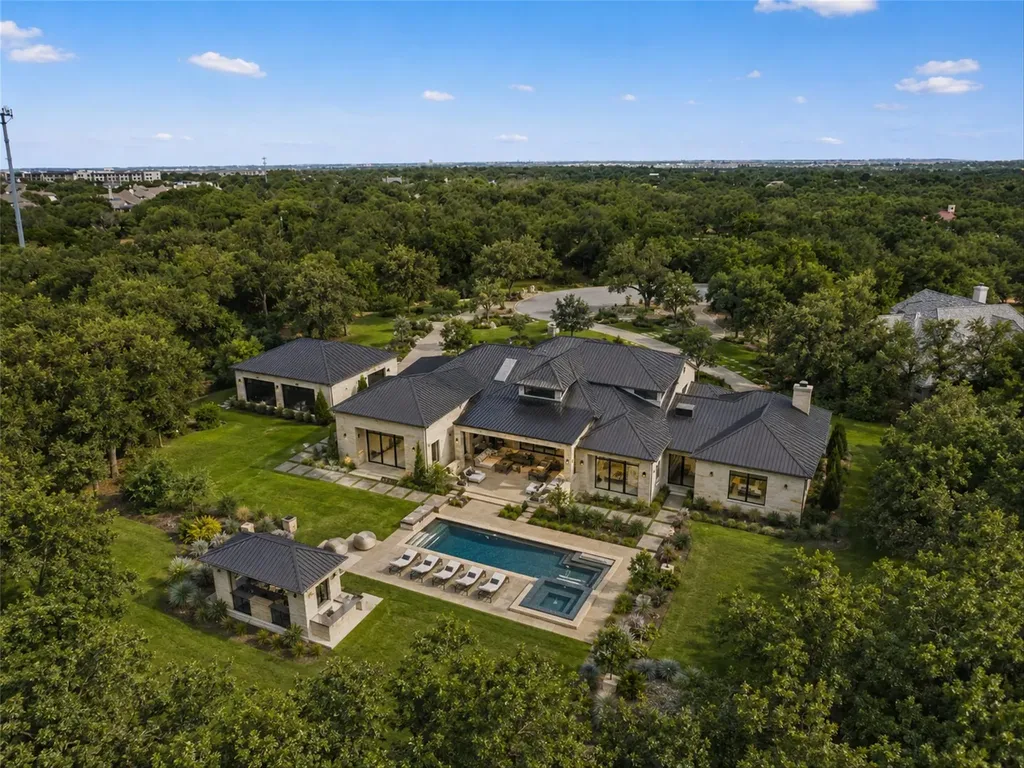 120 E Rustle Cove Georgetown TX 78628
